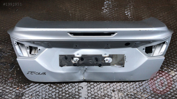FORD FOCUS 3 SEDAN BAGAJ KAPAĞI