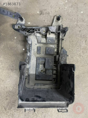 Volkswagen Akü Alt Tabla 1K0915333H ORJİNAL Çıkma PARÇA - Vossan Otomotiv Volkswagen Akü Alt Tabla 1K0915333H ORJİNAL Çıkma PARÇA - Volkswagen 1K0915333H Orijinal Çıkma Yedek Parça Ankara