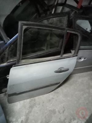 Renault Megane 2 Hb Çıkma Sol Arka Kapı