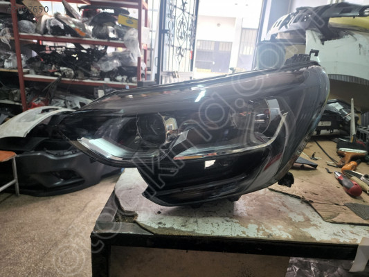 MEGANE 4 SOL FAR DEPO