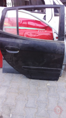 kia picanto sağ arka kapı
