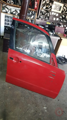 Suzuki SX4 sağ ön kapı çıkma