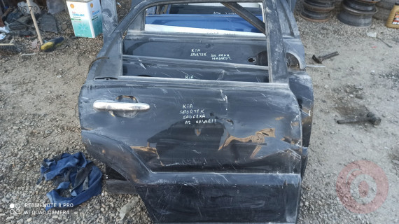 Kia Sportage sağ arka kapı az hasarlı