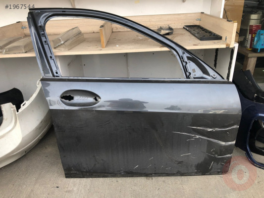 BMW 3 SERİSİ G20 SAĞ ÖN KAPI