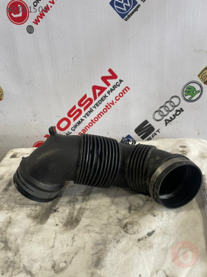 VW Golf Polo Hava Emiş Hortumu Borusu 5Q0129654G 5Q0129654 - Vossan Otomotiv VW Golf Polo Hava Emiş Hortumu Borusu 5Q0129654G 5Q0129654 - Volkswagen 5Q0129654 Orijinal Çıkma Yedek Parça Ankara