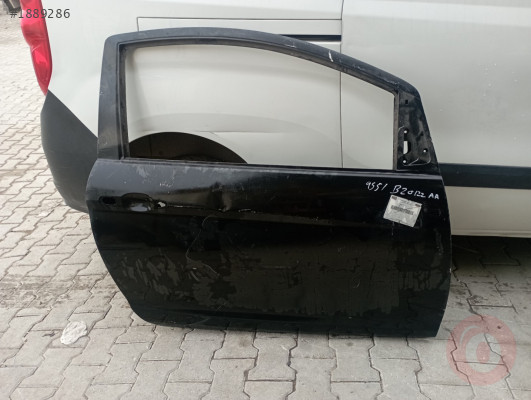 Ford ka sağ ön kapı 97-07