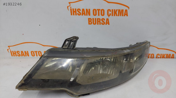 Kia cerato sağ far orijinal