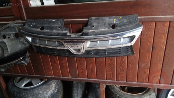 Dacia Duster Çıkma Ön Panjur