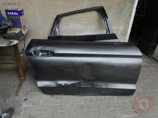 FORD MUSTANG SAĞ ÖN KAPI ÇIKMA ORJİNAL