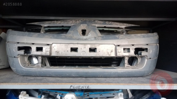 RENAULT MEGANE 2 ORJINAL ÇIKMA ÖN TAMPON