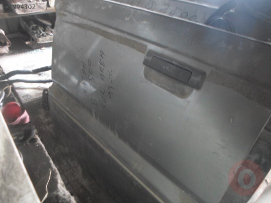 MAZDA B2500 1997-2000 GRİ ARKA SOL KAPI ÇIKMA