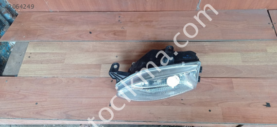 Fiat Palio   98 çıkma sol far