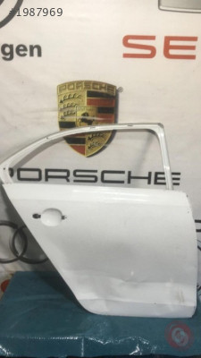 VOLKSWAGEN JETTA ORJINAL ÇIKMA SAĞ ARKA KAPI