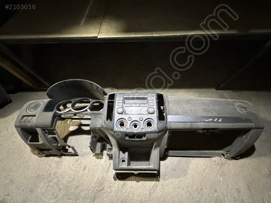 2004-2012 Mazda BT-50 çıkma göğüs