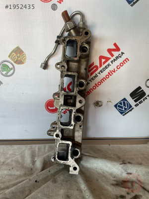1.4 TİS Cax Motor Emme manifoldu alt PARÇA 03C133202AQ - Volkswagen 03C133202AQ Orijinal Çıkma Yedek Parça Ankara