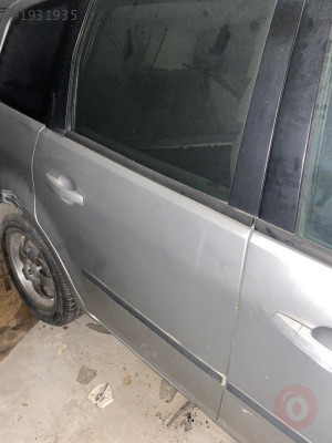 FORD C-MAX SAĞ ARKA KAPI DOLU ÇIKMA