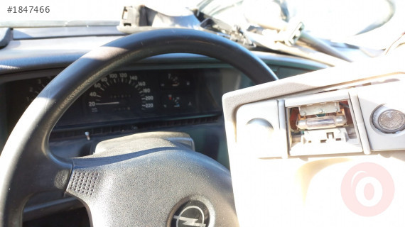 OPEL OMEGA A KİLOMETRE SAATİ