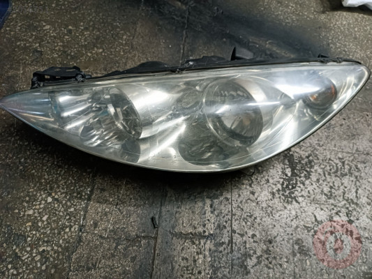 Peugeot 308 çıkma orjinal sol ön far