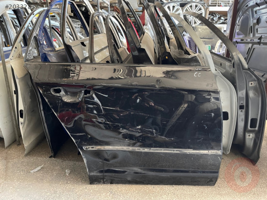 VOLKSWAGEN CC SAĞ ARKA KAPI ÇIKMA