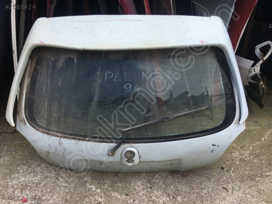 Opel Corsa 1994 Bagaj Kapağı