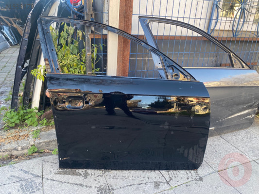 Audi a3 çıkma sağ ön kapı