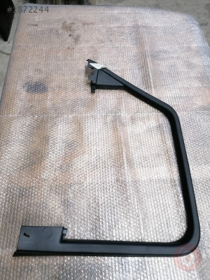 8U0867671 SOL ARKA KAPI CAM ÇERÇEVESİ AUDİ Q3 2012 