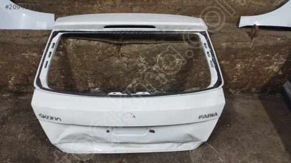 SKODA FABIA BAGAJ KAPAĞI
