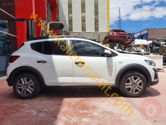 Dacia Sandero 3 Tavan (Beyaz)