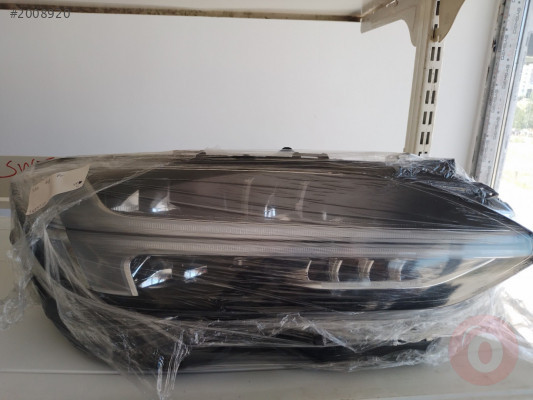 VOLVO S90 SAĞ FAR 31655929
