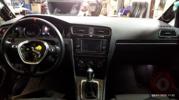 Golf 7 göğüs