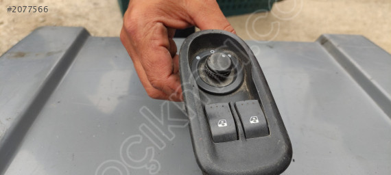RENAULT KANGOO 3 SOL ÖN CAM DÜĞMESİ