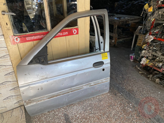 FORD ESCORT SOL ÖN KAPI CAM KRİKOSU 1995-2000 MODEL