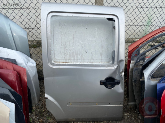 FİAT DOBLO SAĞ SÜRGÜLÜ KAPI