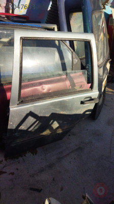 Fiat uno çıkma sol arka kapı