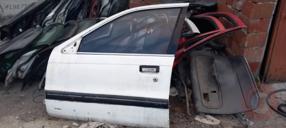 CIKMA MITSUBISHI LANCER SOL ÖN KAPI 90 92 araligi