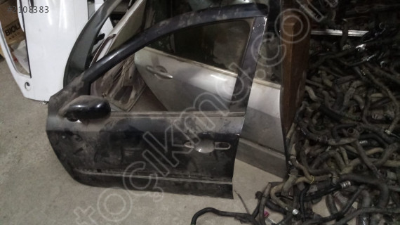 Renault Laguna 2 Çıkma Sol Ön Kapı
