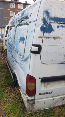 Renault master 2 sol arka camurluk