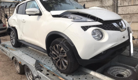 NİSSAN JUKE SAĞ ÖN FAR ve TÜM PARÇALARI...MİL OTO