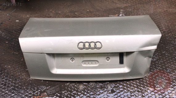 AUDİ A4 S4 BAGAJ KAPAĞI 2001-2005