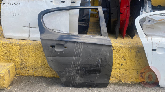OPEL CORSA E SAĞ ARKA KAPI CANCAN OPEL