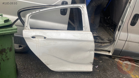 OPEL İNSİGNİA B SAĞ ARKA KAPI ÇIKMA ORJİNAL