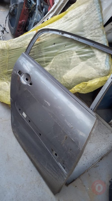 RENAULT MEGANE-2 ÇIKMA ORİJİNAL SAĞ ARKA KAPI