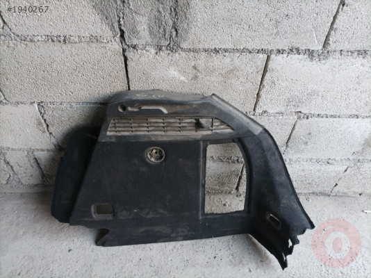 2006-2012 Audi A3 sağ arka bağaj döşemesi