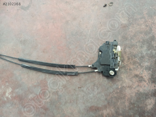MİTSUBİSHİ COLT SAĞ ÖN KAPI KİLİDİ