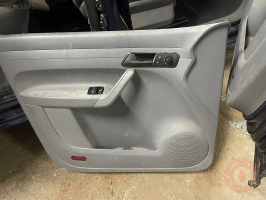 Caddy Kapı Döşemesi 2K1867011H ORJİNAL Çıkma PARÇA - Vossan Otomotiv Caddy Kapı Döşemesi 2K1867011H ORJİNAL Çıkma PARÇA - Volkswagen Orijinal Çıkma Yedek Parça Ankara
