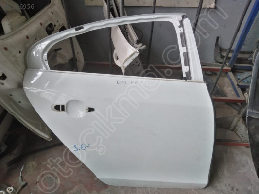 VOLVO S60 HATASIZ SAĞ ARKA KAPI MG OTO