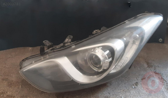 HYUNDAİ İ30 2013 ÇIKMA  SOL FAR
