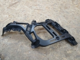 PEUGEOT 3008 SOL ARKA TAMPON BRAKETİ SIFIR 9841005280