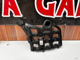Peugeot 2008 Sağ Arka Tampon Braketi 9825853980