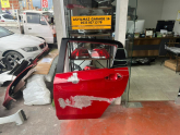 TOYOTA YARİS SOL ARKA KAPI ORJİNAL
